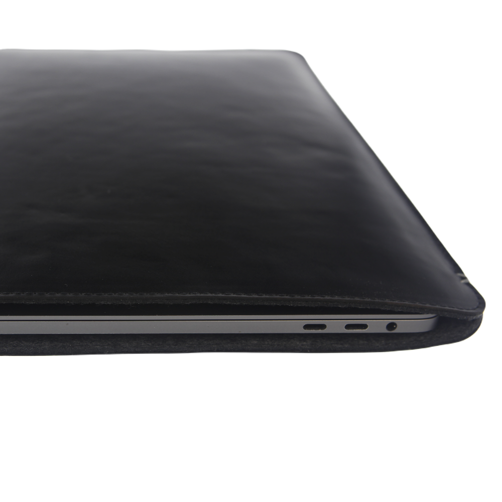 Laptophoes Leer MacBook Pro 16 inch (240 x 360 x 5 mm) - valenta.com