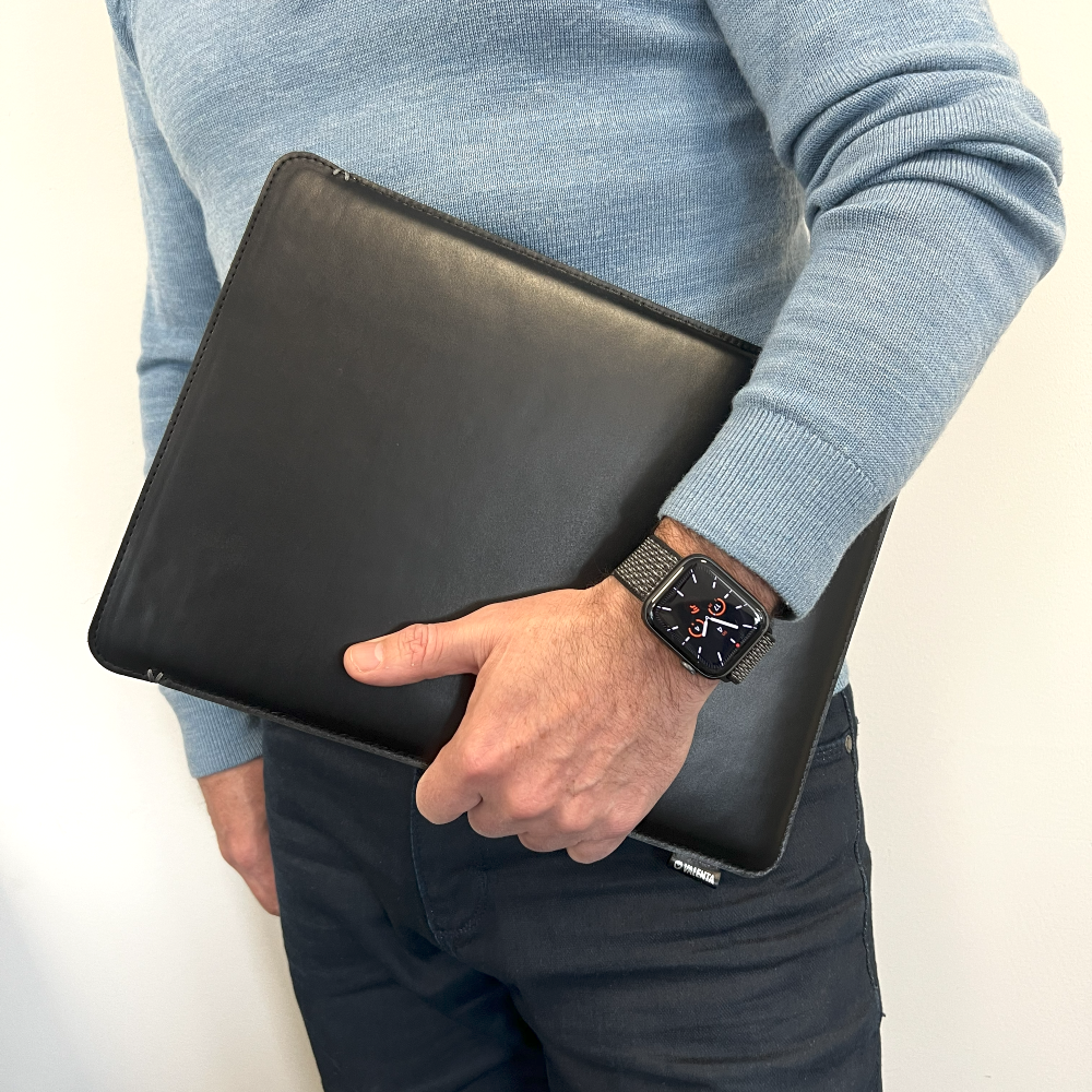 Leather laptop sleeve 14 inch clearance